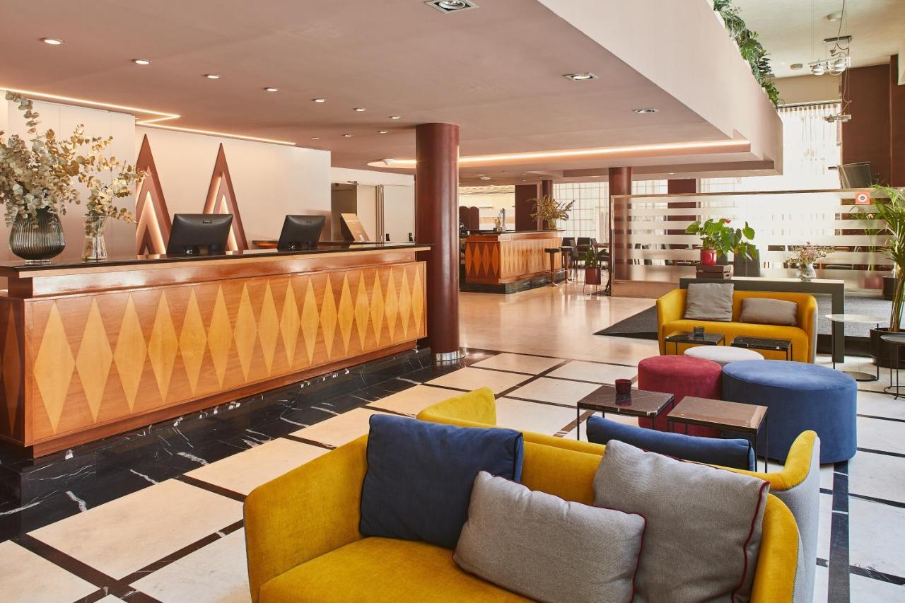 Silken Sant Gervasi Hotel Barcelona Bagian luar foto