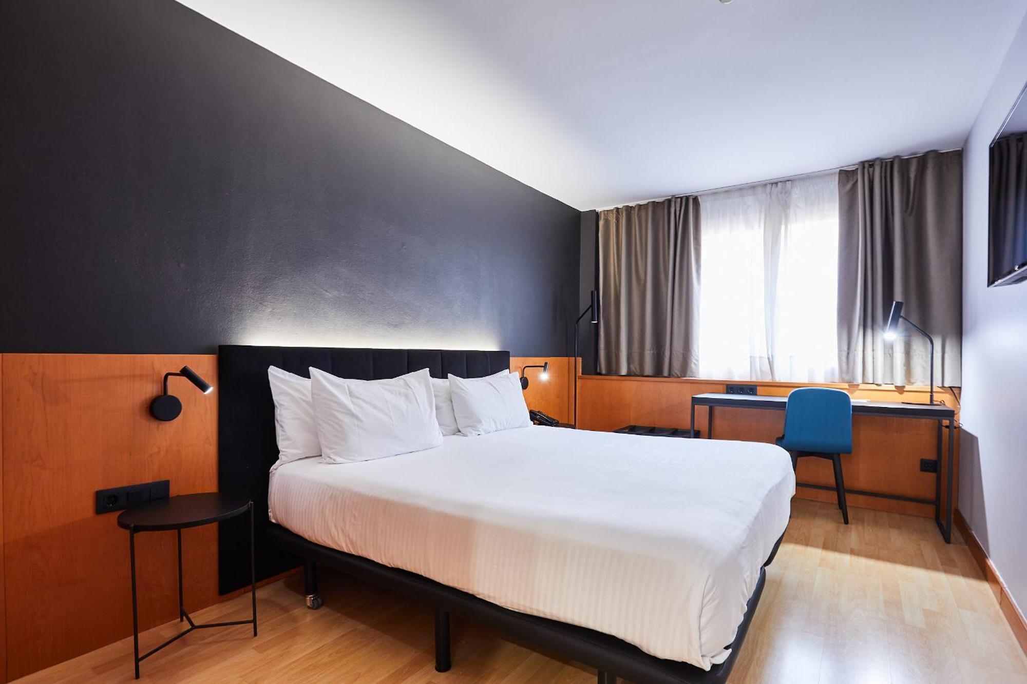Silken Sant Gervasi Hotel Barcelona Bagian luar foto