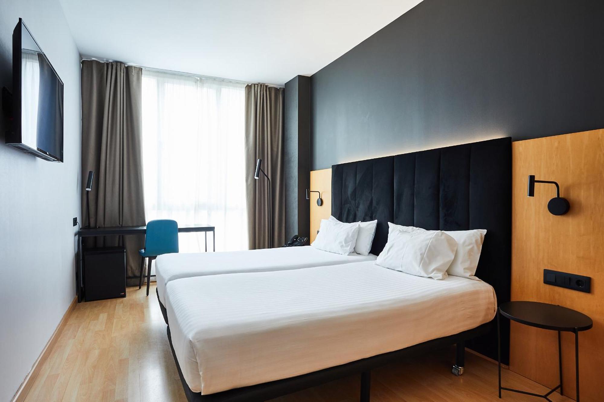 Silken Sant Gervasi Hotel Barcelona Bagian luar foto