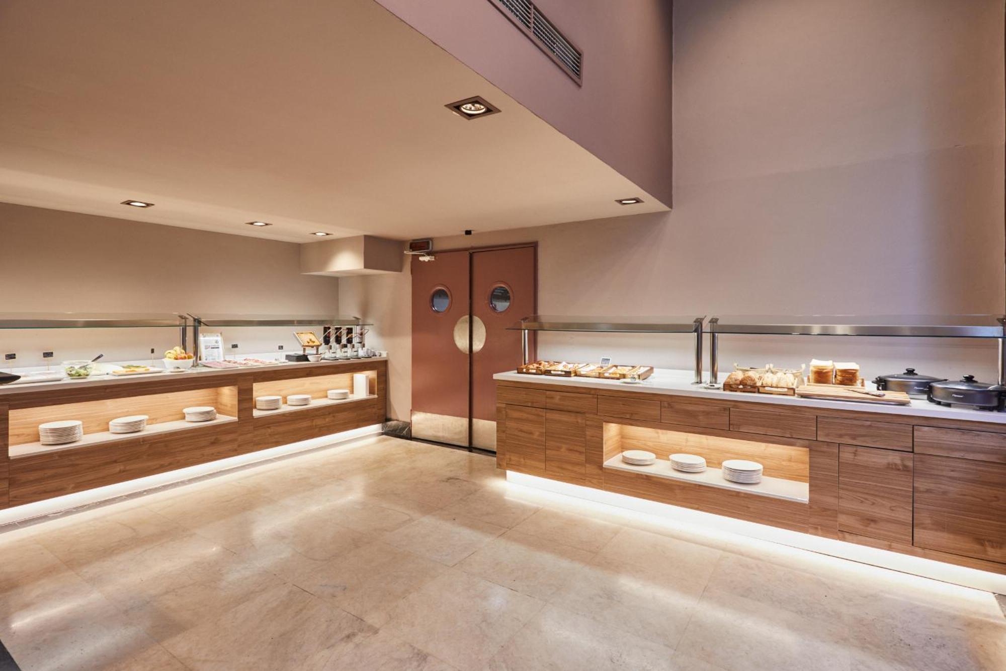 Silken Sant Gervasi Hotel Barcelona Bagian luar foto