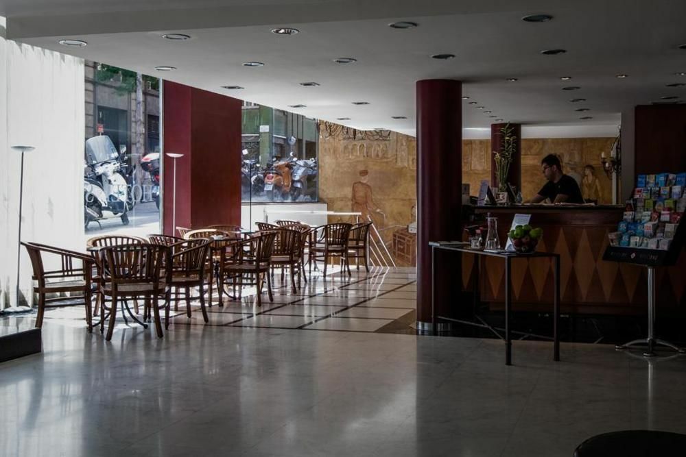 Silken Sant Gervasi Hotel Barcelona Bagian luar foto